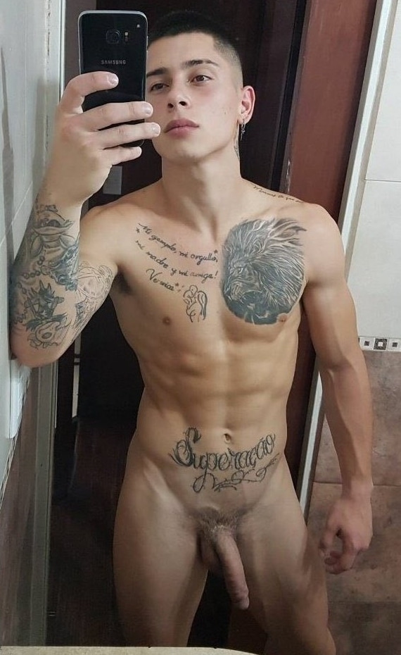 Hot Latina Nude Mirror - Latino mirror selfie nude - Nude Latino Boys